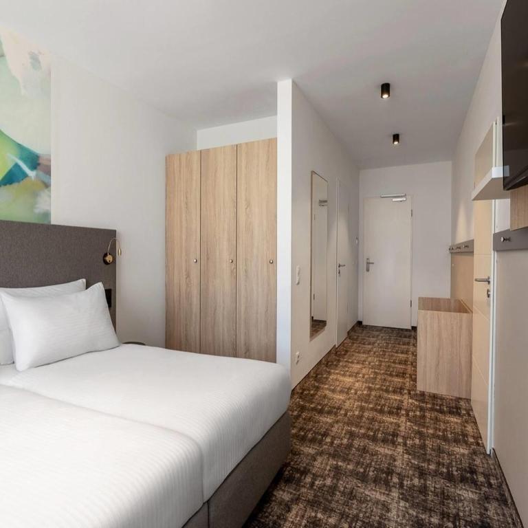 Wyndham Garden Munich Messe - Familienzimmer - Nichtraucher - 8
