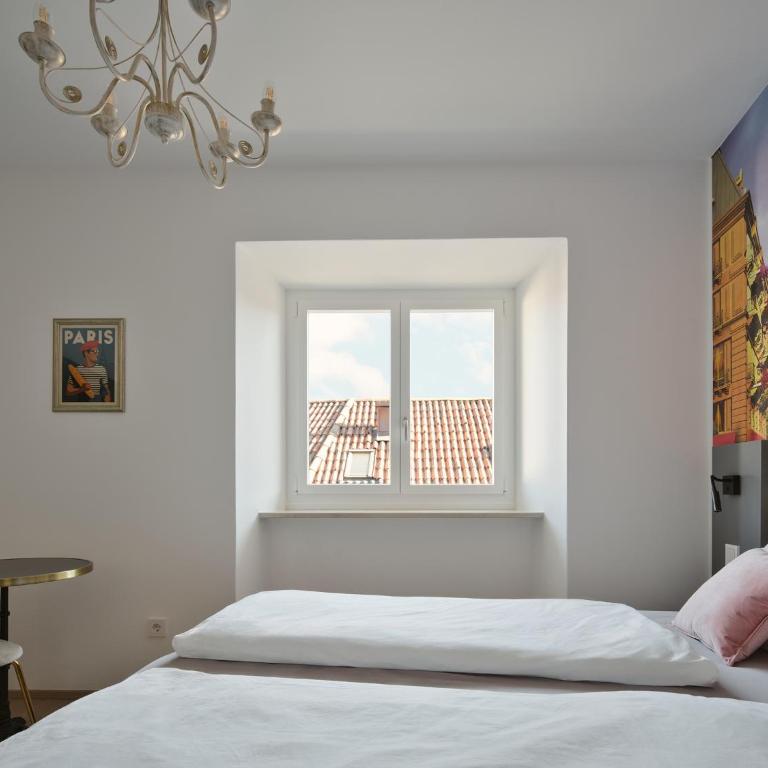 LIMIX Stays - Camera Matrimoniale con Bagno Privato - 1