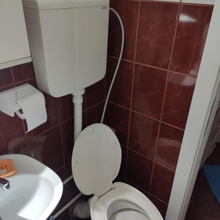 KS Studio 2 - One-Bedroom Apartment - 14