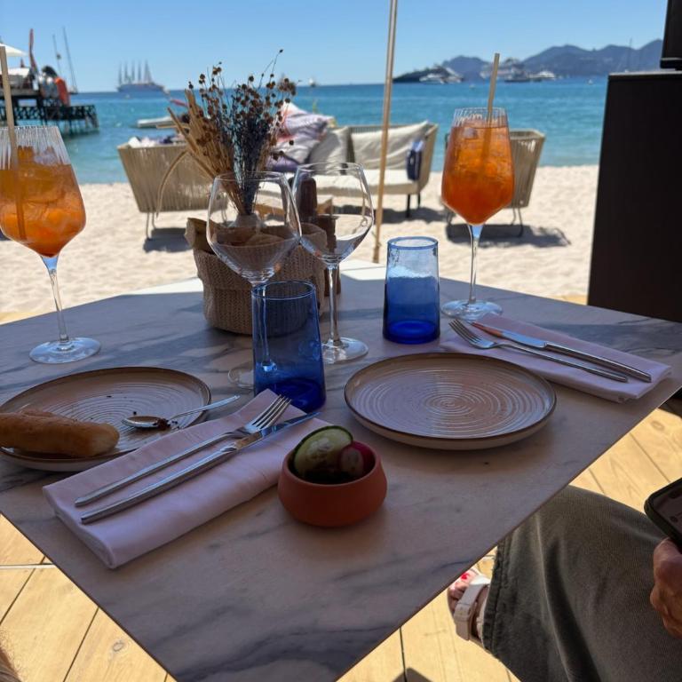 Le Clairfontaine - Stylish city-centre accommodation in Cannes - Sea view - Perfect for work and relaxation - 10 min walking distance of Palais des festivals and beaches - Apartment mit 1 Schlafzimmer - Meerseite - 31