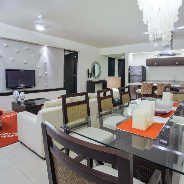 Marival Distinct All-Suites & World Spa - Handwritten Collection - One-Bedroom King Room with Two Double Beds and Balcony or Terrace - Kitchen - 1