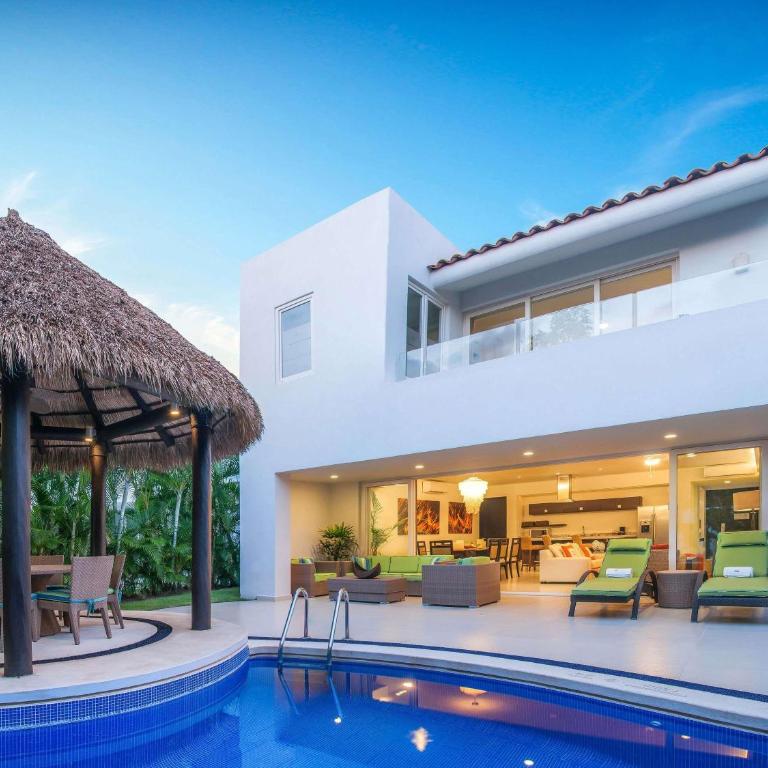 Marival Distinct All-Suites & World Spa - Handwritten Collection - One-Bedroom King Room with Three King Beds and Private Pool - Balcony/Terrace/Kitchen - 1
