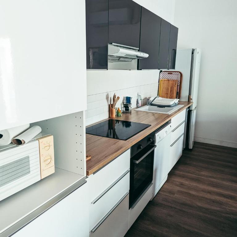 Le Mas de la Palmeraie - Appartement dans propriété privée au calme avec piscine et tennis - Maison 3 Chambres - 6