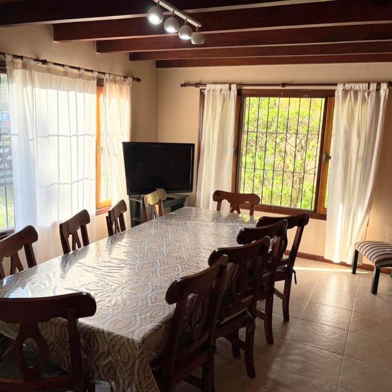 Chalet con Piscina exclusiva en el centro de Mar de las Pampas - Casa de 6 dormitorios - 17