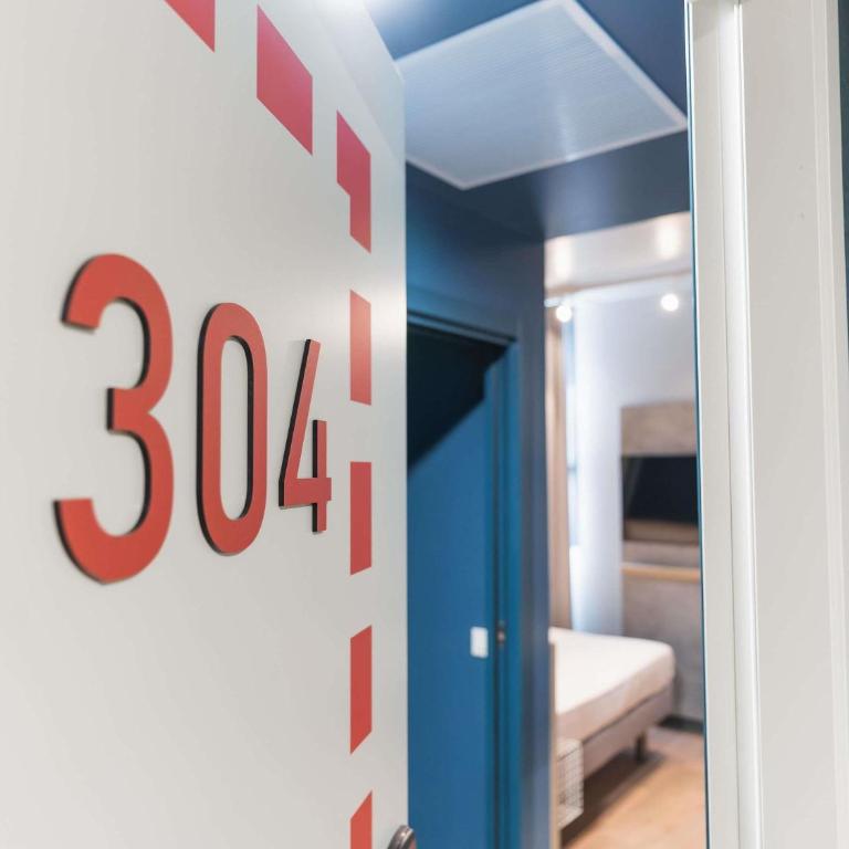 ibis budget Madrid Albasanz - Triple Room with One Double and Sofe Bed - 6