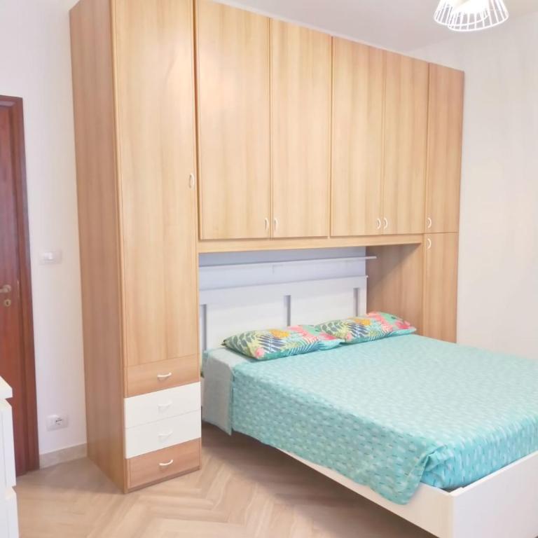 Trilocale vacanza Riccione - Three-Bedroom Apartment - 7