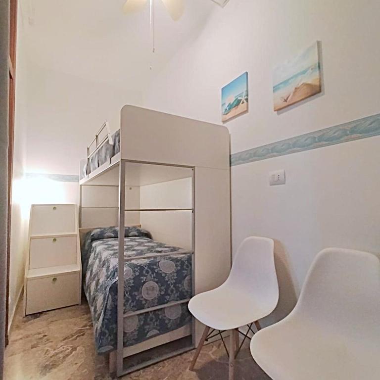Trilocale vacanza Riccione - Three-Bedroom Apartment - 9