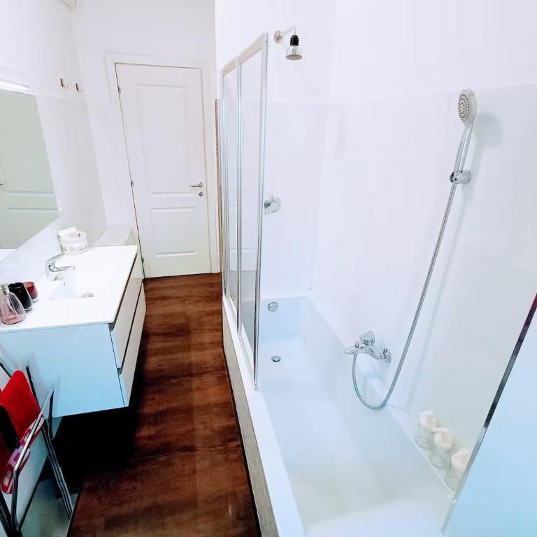 Da Vinci Domus - Two-Bedroom Apartment - 8