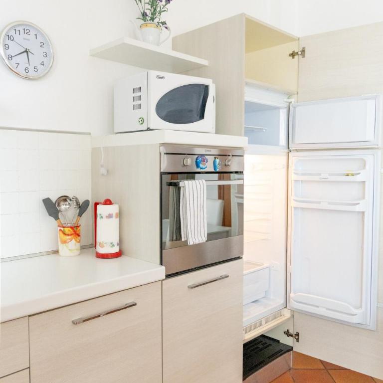 Casa Alice Bright Apartment Olympic Stadium - Appartamento con 1 Camera da Letto - 4