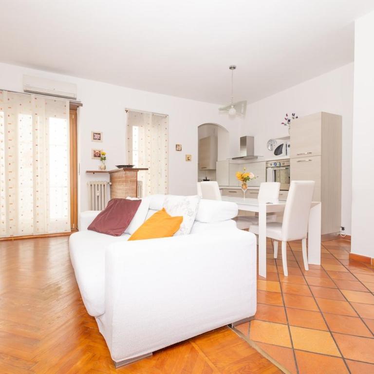Casa Alice Bright Apartment Olympic Stadium - Appartamento con 1 Camera da Letto - 24