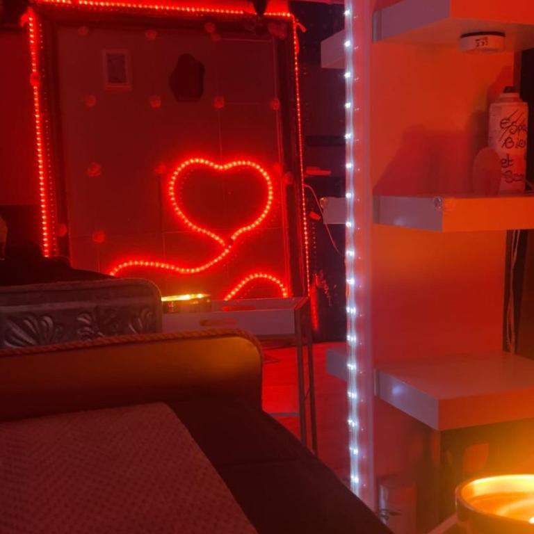 Votre Évasion jacuzzi privée - Apartment mit 1 Schlafzimmer - 24