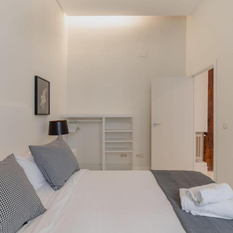 Spacious modern-3Bedrooms 2Bathrooms-Plaza Mayor - Apartamento de 3 dormitorios - 22