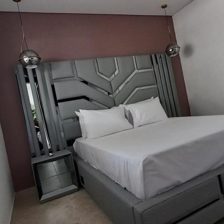Hotel y Cabañas Parinzzi - Suite Deluxe con bañera de hidromasaje - 10