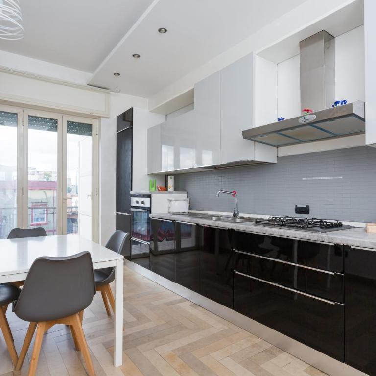 La casa di Partenope Capodichino By Dimorra - Two-Bedroom Apartment - 18