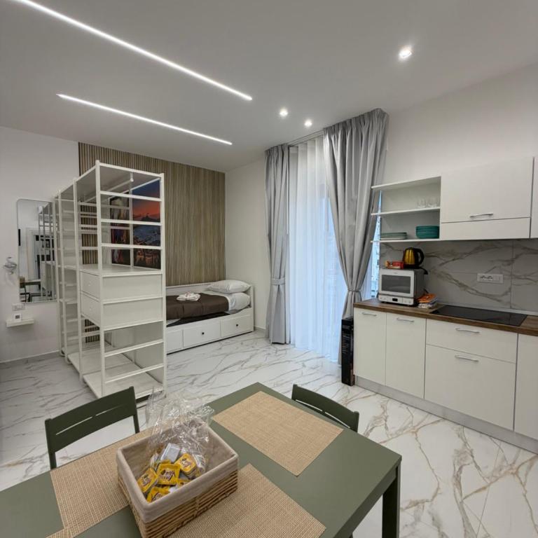 Napoli Centro - La Casa Di Anna - Appartamento Superior con 3 Camere da Letto - 11