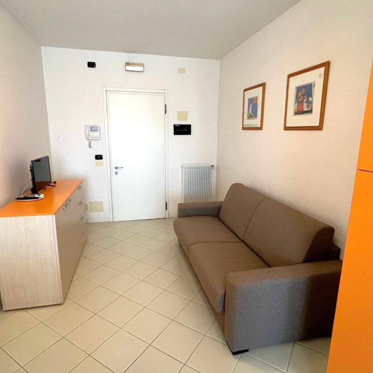 Residence Aurora Park zona Piazza Aurora - Appartamento con 2 Camere da Letto - 14