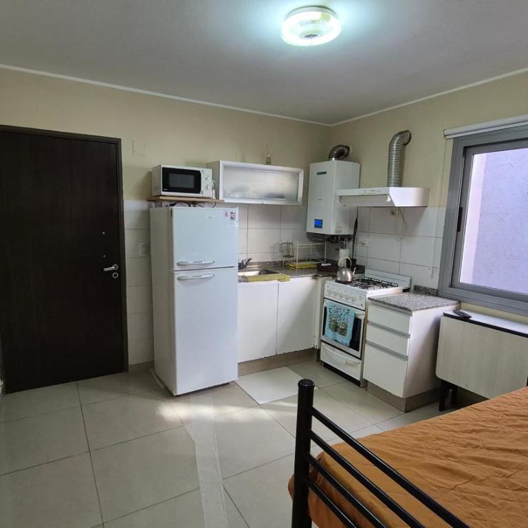 Departamento pleno centro Carlos Paz con pileta - One-Bedroom Apartment - 9