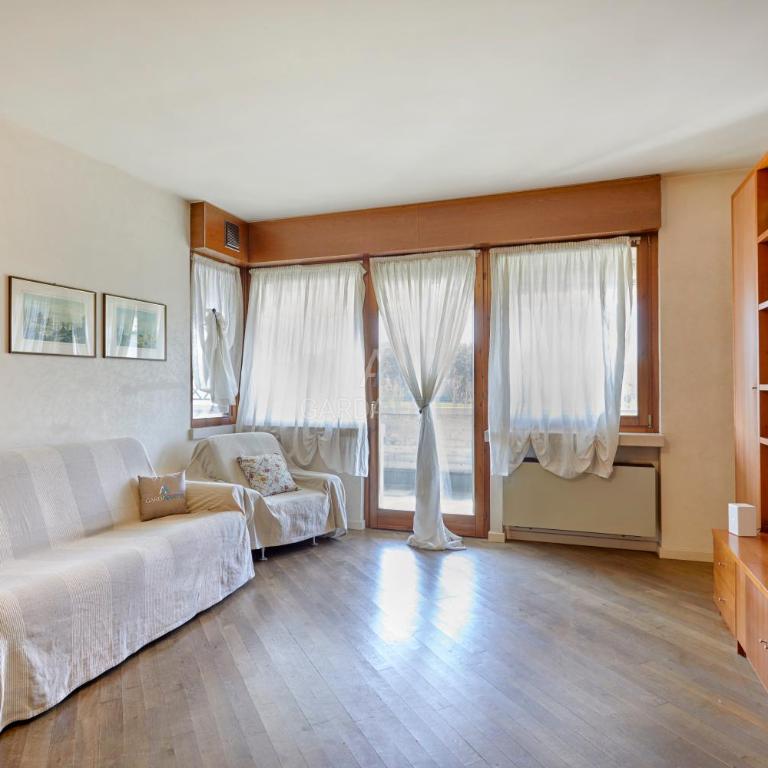 Platino Apartment - Jacuzzi privata con tre Piscine residenziali ed un bar a 200m dal Lago - Appartamentino su 2 Livelli - 5