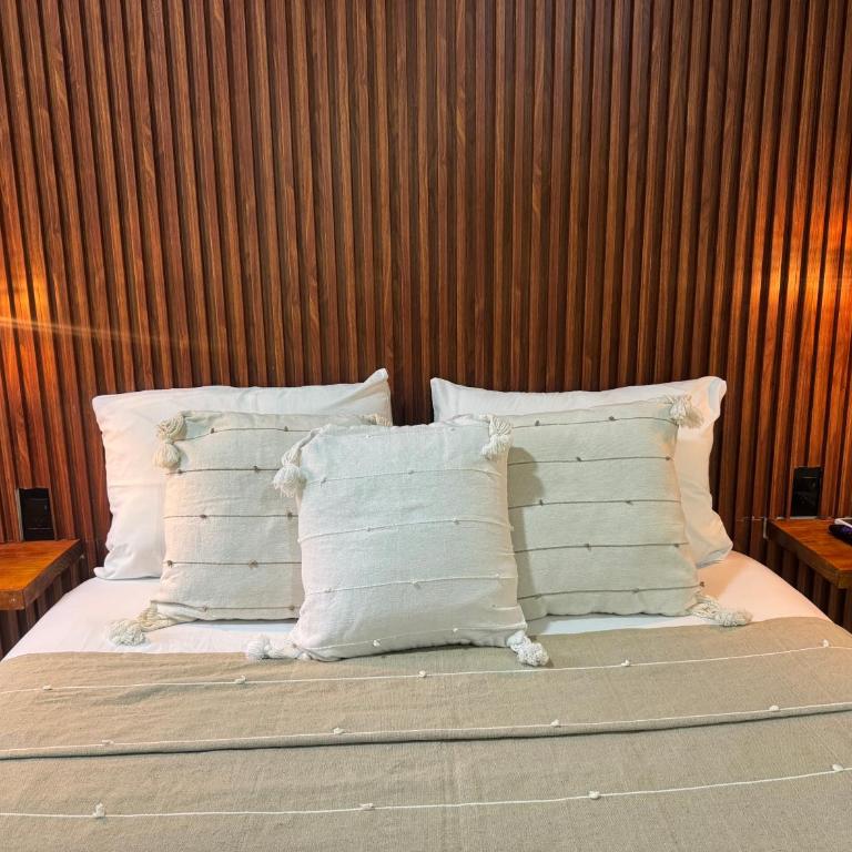 Casa Nawara - Habitación con cama grande y vistas al jardín - 2