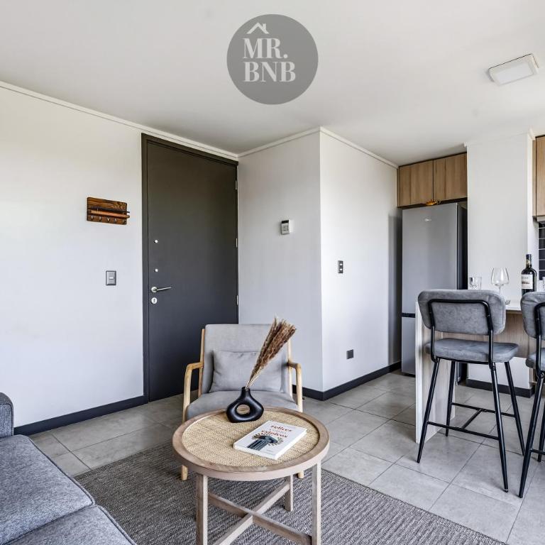 Capitan Orella Apartments by Mr BnB - One-Bedroom Apartment with View - 3