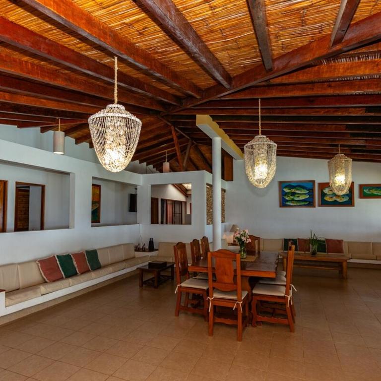 Mancora Vichayito Peru Beach House - Villa - 33