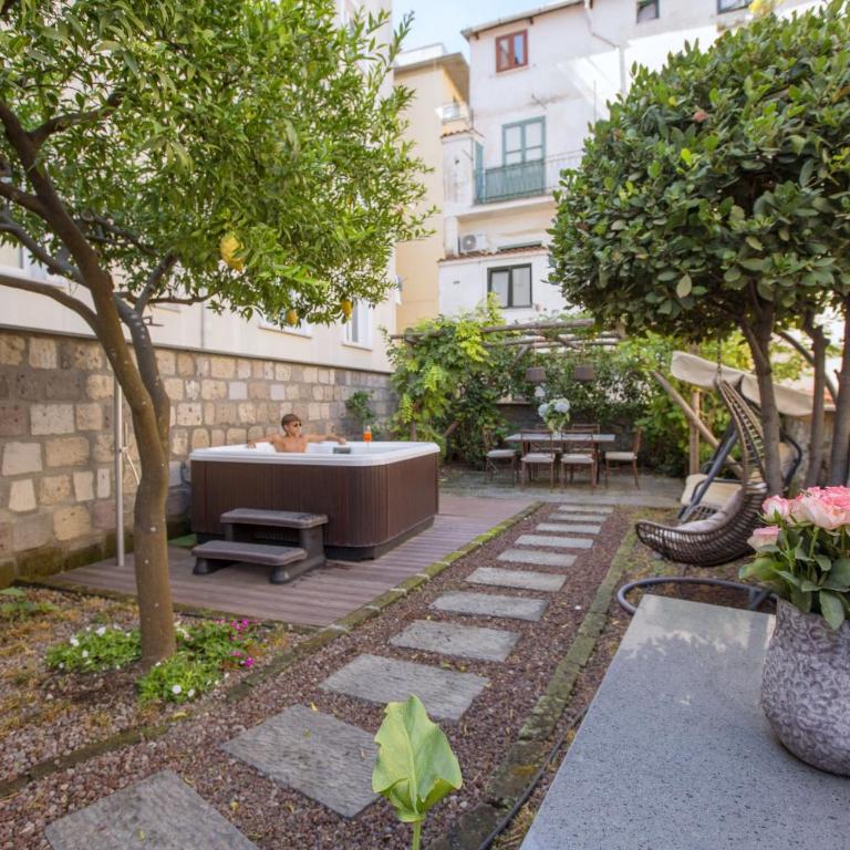 AMORE RENTALS - Palazzo Mary - Deluxe Apartment - 7