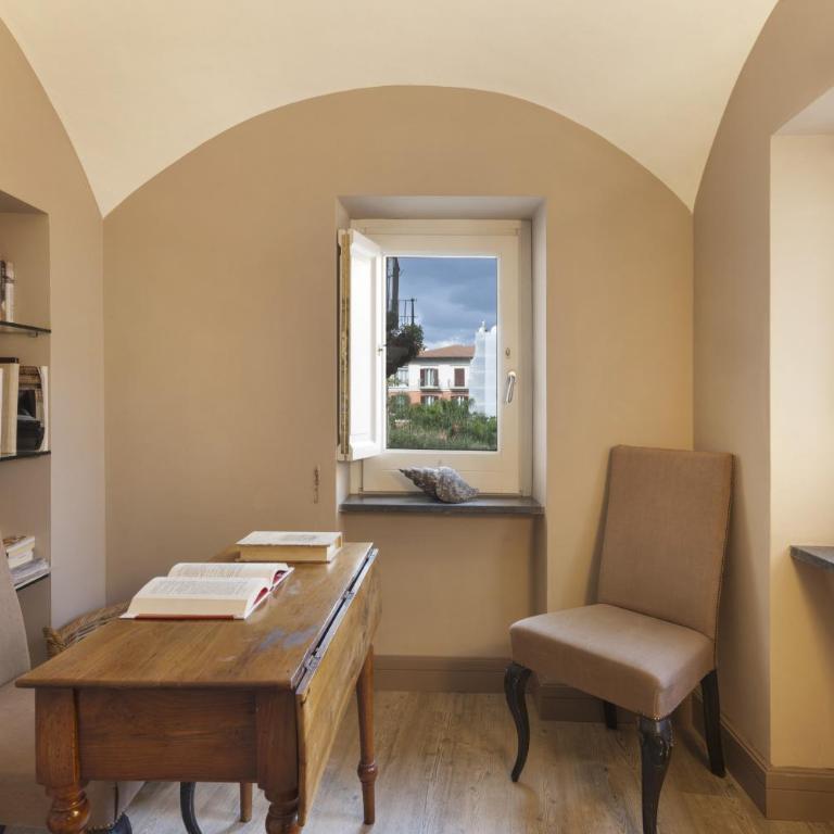 AMORE RENTALS - Palazzo Mary - Deluxe Apartment - 55