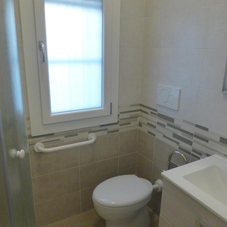 VILLA MARINA 3 CAMERE 2 BAGNI solo per famiglie PIAZZA NEMBER - Appartamento con 3 Camere da Letto - 3