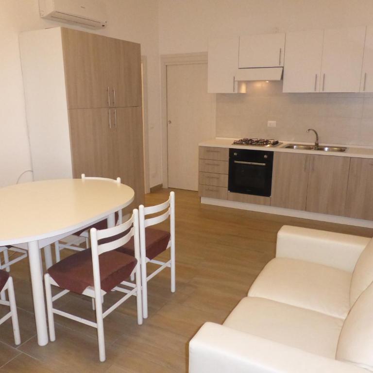 VILLA MARINA 3 CAMERE 2 BAGNI solo per famiglie PIAZZA NEMBER - Appartamento con 3 Camere da Letto - 11
