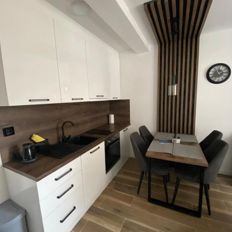 Apartment Skylux 17 - One-Bedroom Apartment - 6