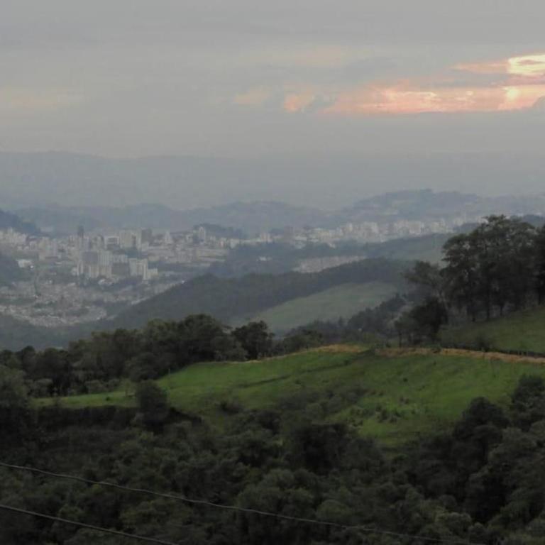 Cabaña privada Reserva Rio Blanco Manizales - Casa de 3 dormitorios - 3