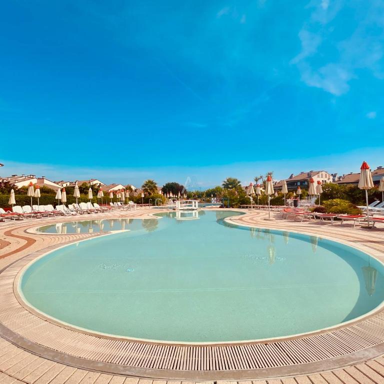 Orchidea Apartment - Ampiezza in residence esclusivo con tre piscine e un bar a 200m dal Lago - Appartamentino su 2 Livelli - 38