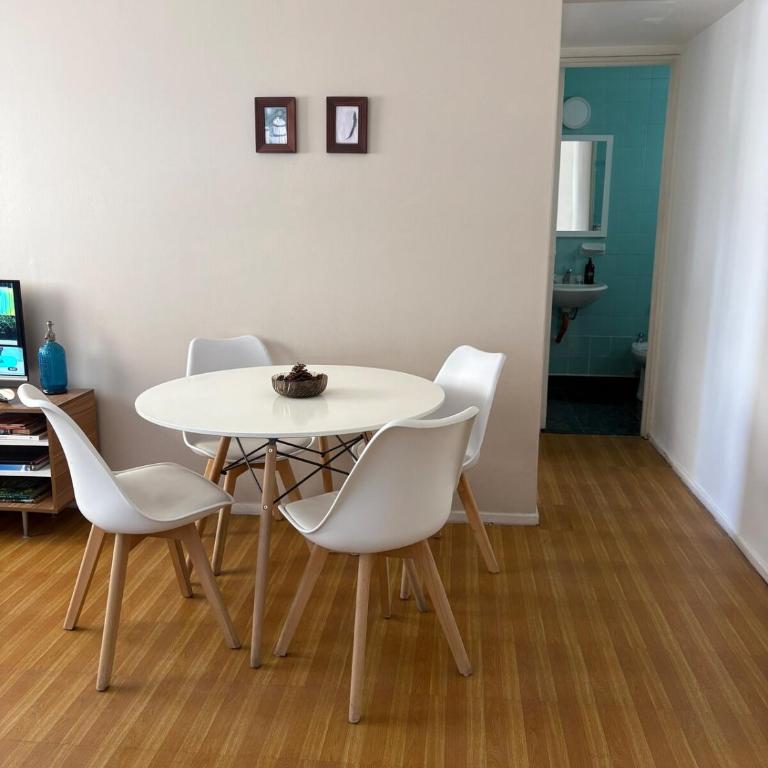 Atemporarios Almagro 1 Lavadora 24hs Seguridad - One-Bedroom Apartment - 1