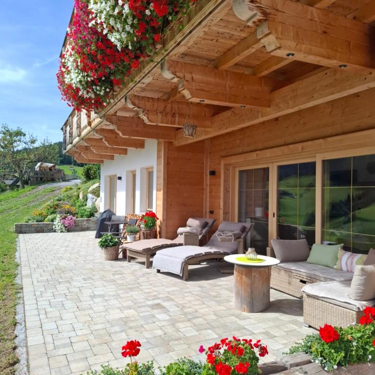 Sonnenappartements Madlstatthof - Deluxe Apartment mit 2 Schlafzimmern und Gartenblick - 1