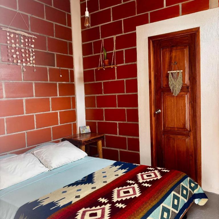 Free Spirit Ecuador, Puerto Engabao - Habitación Doble con baño privado - 2