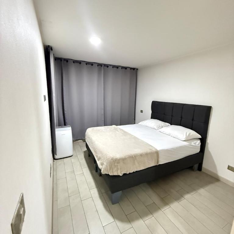 Air conditioning Beautiful downtown apartment - One-Bedroom Apartment - 10
