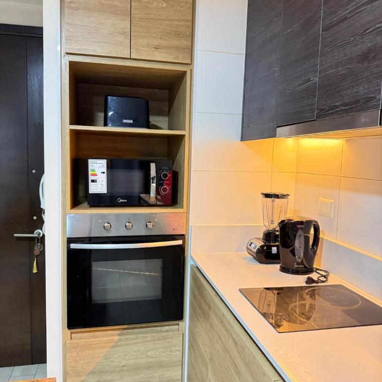 Air conditioning Beautiful downtown apartment - One-Bedroom Apartment - 17