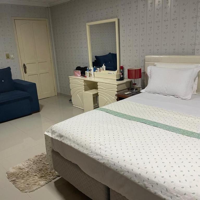 Full Encarnacion House - Four-Bedroom House - 17