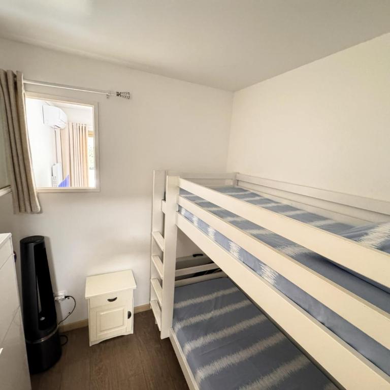T2 avec piscine et accès privé à la mer - Appartement 1 Chambre - 8