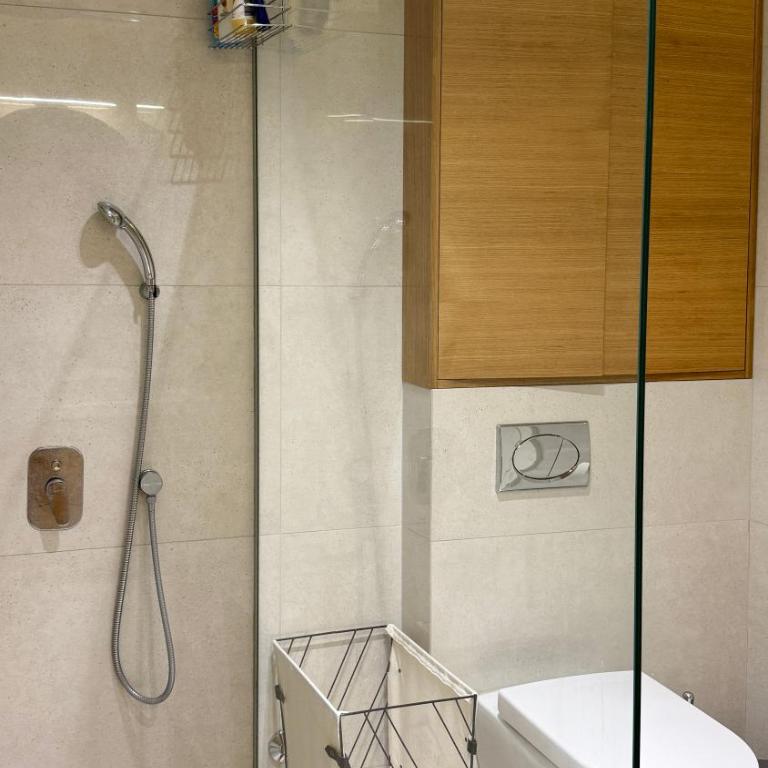 Seaview Apartment - Two-Bedroom Apartment - 6