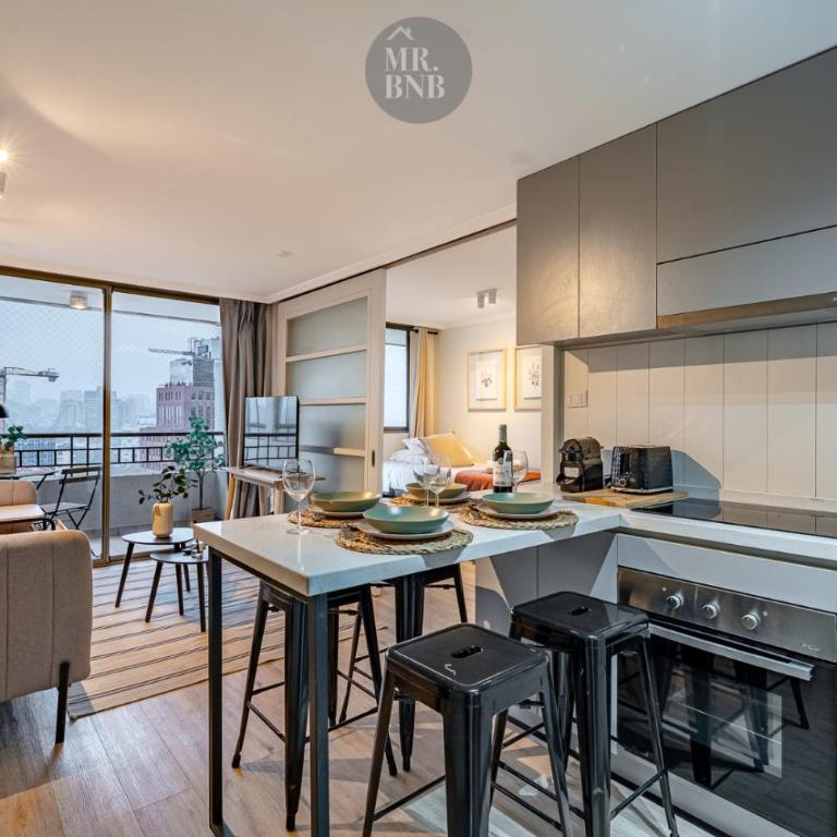 Padre Mariano Apartments by Mr BnB - Two-Bedroom Apartment with Terrace - 1