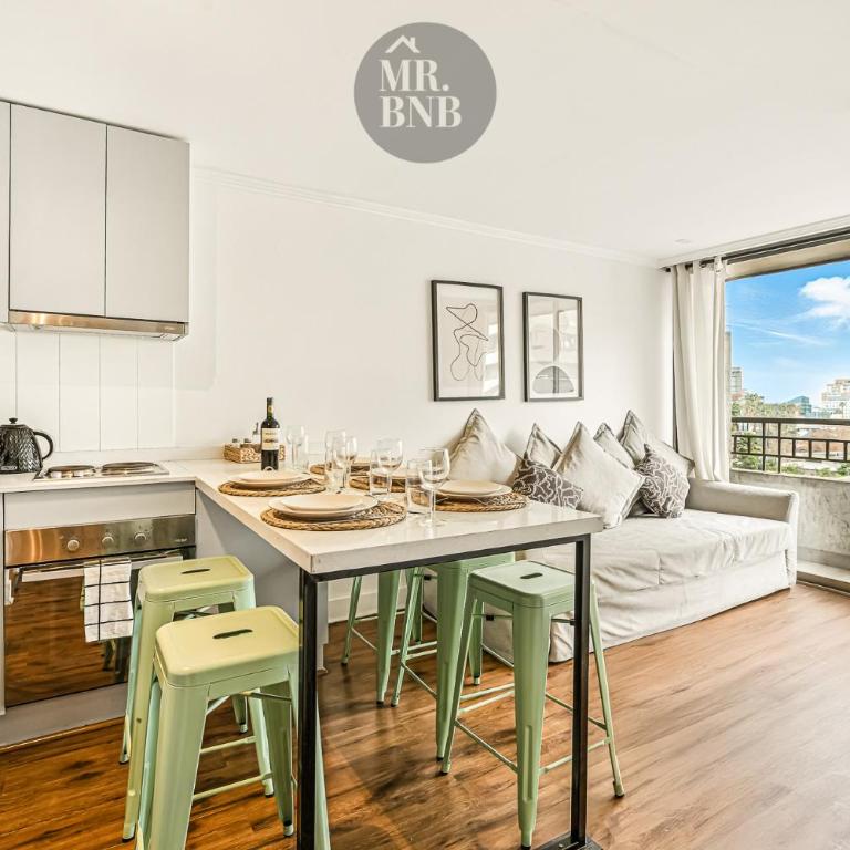 Padre Mariano Apartments by Mr BnB - Two-Bedroom Apartment with Terrace - 1