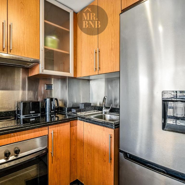 Padre Mariano Apartments by Mr BnB - One-Bedroom Apartment with Terrace - 10