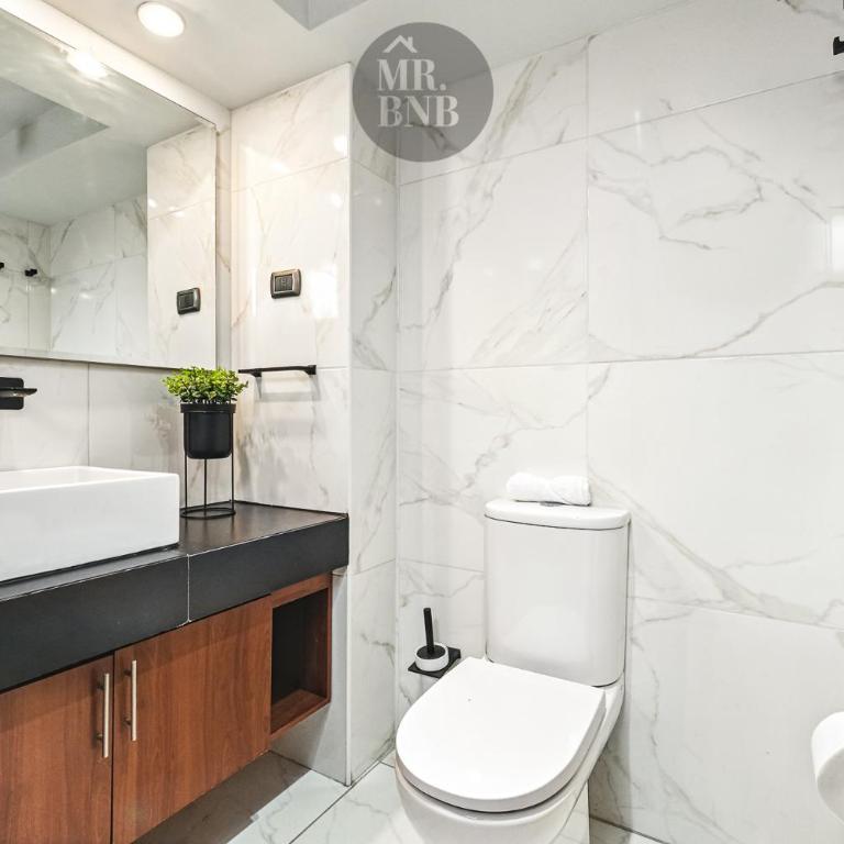 Padre Mariano Apartments by Mr BnB - Two-Bedroom Apartment with Terrace - 12
