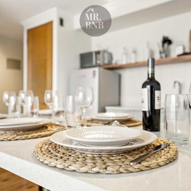 Padre Mariano Apartments by Mr BnB - Two-Bedroom Apartment with Terrace - 13