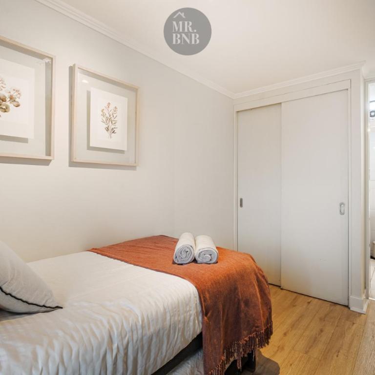 Padre Mariano Apartments by Mr BnB - Two-Bedroom Apartment with Terrace - 7
