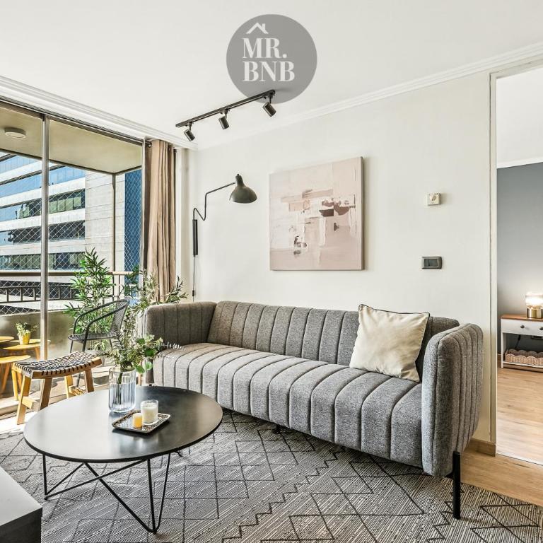 Padre Mariano Apartments by Mr BnB - Two-Bedroom Apartment with Terrace - 11