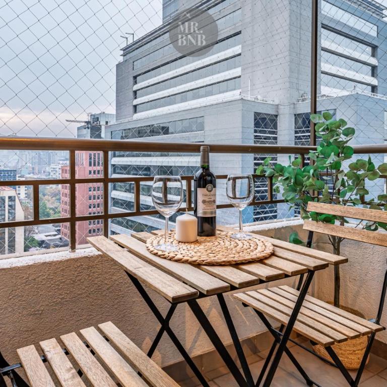 Padre Mariano Apartments by Mr BnB - Two-Bedroom Apartment with Terrace - 12