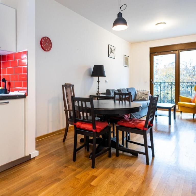 Cozy Heaven - One-Bedroom Apartment - 1