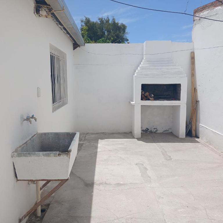 Cómoda y tranquila - Two-Bedroom House - 13